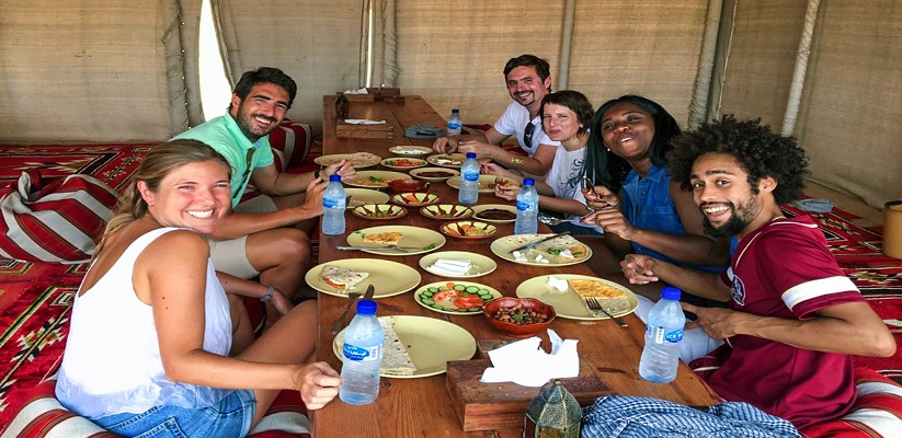 Dubai Desert Safari Don’ts - Overeating Before the Tour Dubai Desert Safari Don’ts - Overeating Before the Tour
