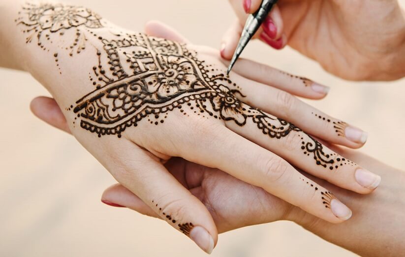 Henna in Dubai is Popular in Arabian Culture